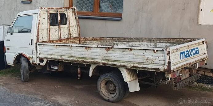 MAZDA E2200 díly