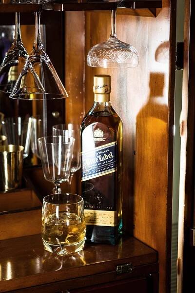 Sandalwood & Clove by Pall Mall Barbers ~ JOSHUA'S