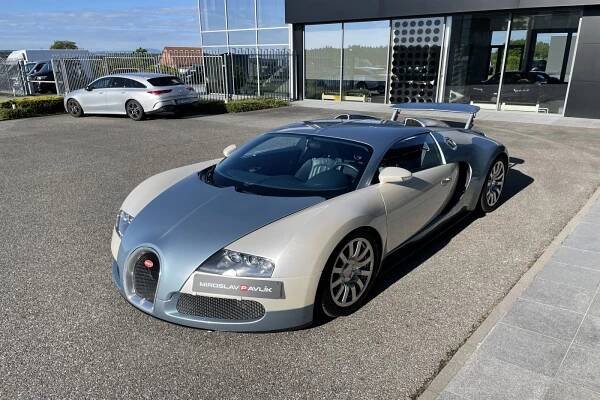 Bugatti Veyron EB 16.4 na prodej v Česku Zdroj:  prodejce Miroslav Pavlík s.r.o. 