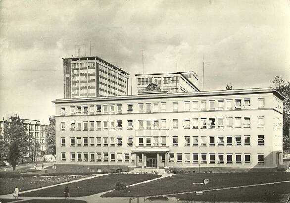 Fotografie - Zlín - budova ČSAD a celnice,rok 1964 - 30.10.2011