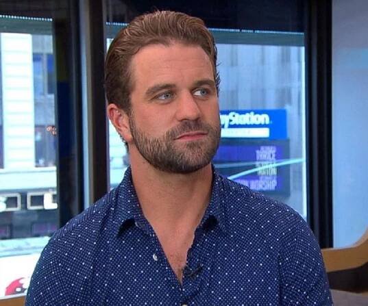 Milo Gibson Biography - Facts, Childhood, Family Life & Achievements
