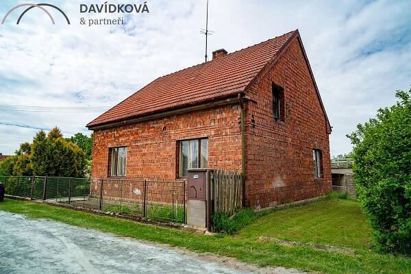 Prodej rodinného domu, 127 m2, pozemek 1969 m2, obec Ledce u Hradce Králové | Reality.iDNES.cz 