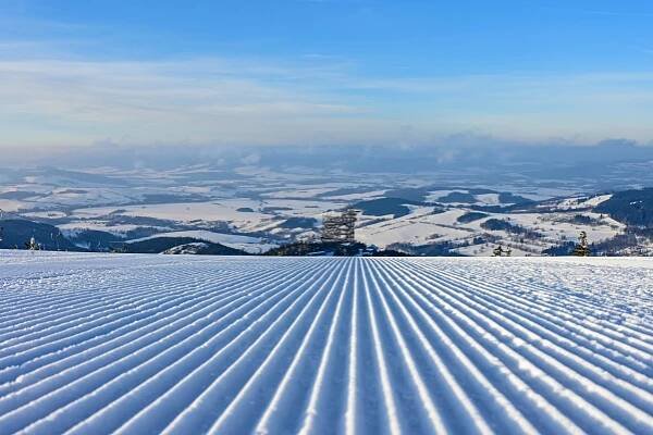 České skiareály a zimní sezona 2023/2024: Nové sjezdovky, nové lanovky a většinou staré ceny | Fotr na tripu