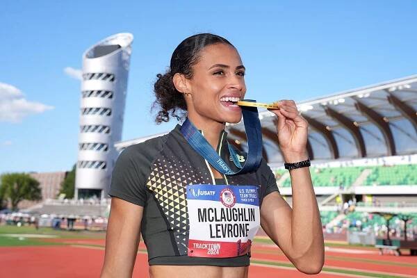 McLaughlinová-Levroneová zaběhla popáté světový rekord na 400 m překážek
