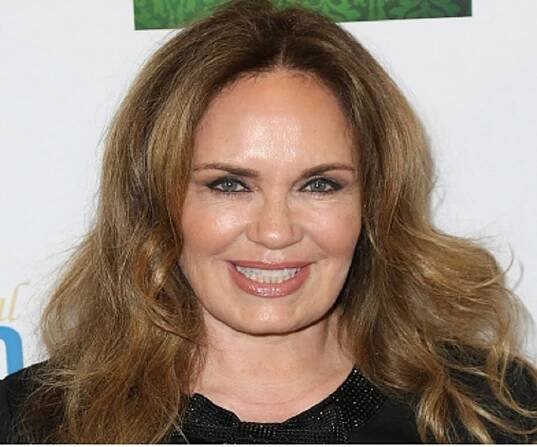 Catherine Bach Biography - Facts, Childhood, Family Life & Achievements