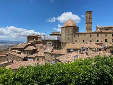 Cover Image for Top 11 Things to Do in Volterra: Explore the Best of Tuscany's Historic Hill Town
