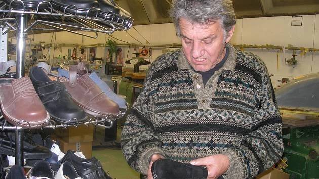 Snovídecký obuvník má další patenty: s prevencí rakoviny má pomoci i židle