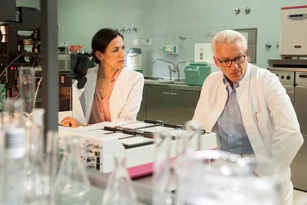 Kinderüberraschung - Z filmu - Bettina Zimmermann, Christoph M. Ohrt