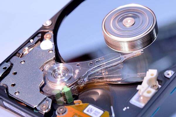 【DELL】New Vostro 15 3000(3590) メモリ増設／SSD換装など | 自恃ろぐ-jizilog.com-