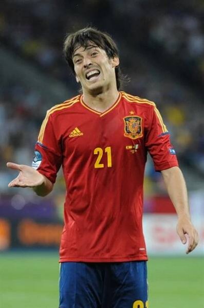 Soubor:David Silva Euro 2012 final 01.jpg