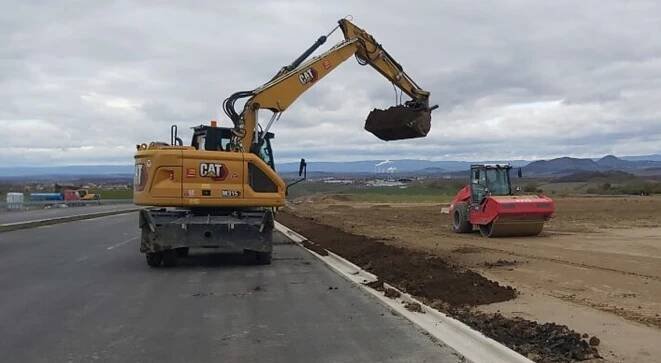 Práce na D7 u Chlumčan finišují, ke zprovoznění dálnice dojde příští měsíc