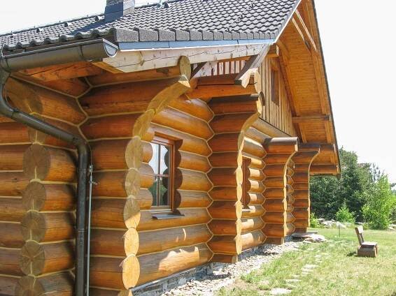 GALERIE – Profesionální tmelení srubů a roubenek