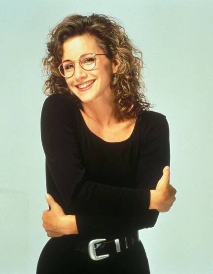 Šedá myška Andrea z Beverly Hills 90210 zraje jako víno. Herečka Gabrielle Carterisová je po šedesátce šik a jde to i bez