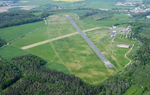 Flugplatz Jena-Schöngleina