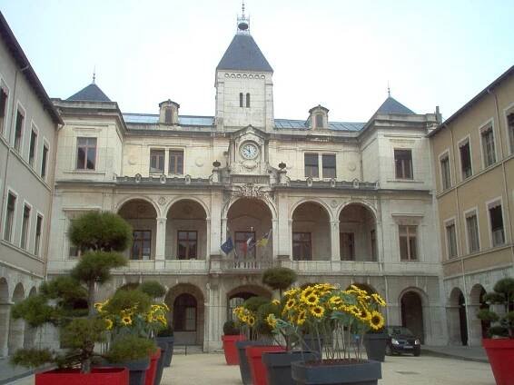 Vienne (city) – Travel guide at Wikivoyage