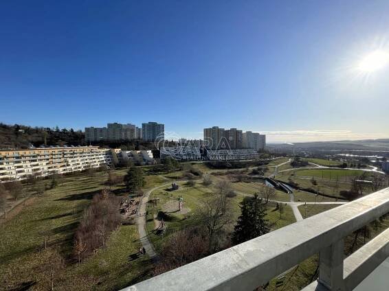 Pronájem bytu 3+1 se dvěma balkony (82 m2) - ul. Slunečná, Brno - Nový Lískovec – QARA