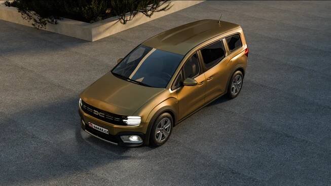 Za tohle auto by nejen Češi utrhali Dacii ruce! Plnohodnotné, ale levné MPV Spacester vypadá famózně