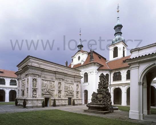 Loreta Praha, Mariánske poutní místo s klenotnicí a muzeem - Do-muzea.cz
