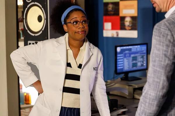 Diona Reasonover in NCIS.