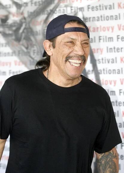 Drsňák Danny Trejo má srdce na správném místě! Jak pomáhá v boji s koronavirem?