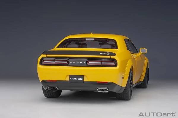 1:18 Dodge Challenger SRT Hellcat widebody 2018 YELLOW jacket/satin black painted hood | AutoGallery.sk | AUTOArt |ZBERATEĽSKÉ