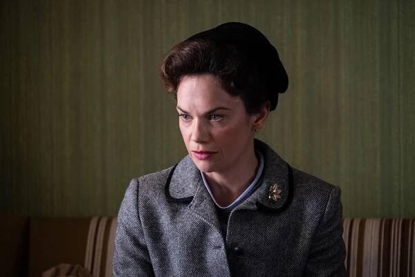 Paní Wilsonová - Epizoda 1 - Z filmu - Ruth Wilson
