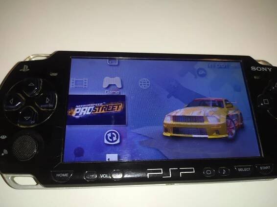 PSP - PlayStation portable  - Počítače a hry