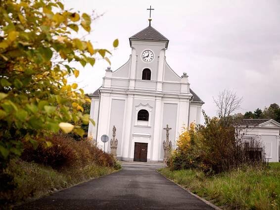 Velikonoční bohoslužby budou letos na Karvinsku jedině po internetu