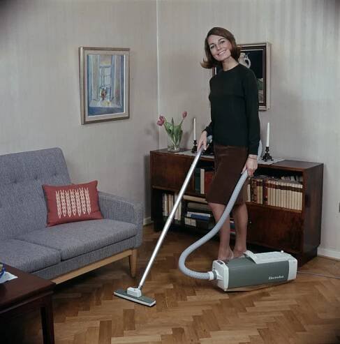 The Z90 Luxomatic vacuum