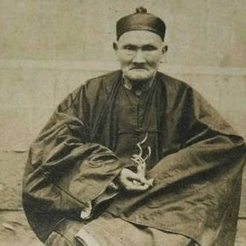 Li Ching-Yuen: 256-Year-Old Man?
