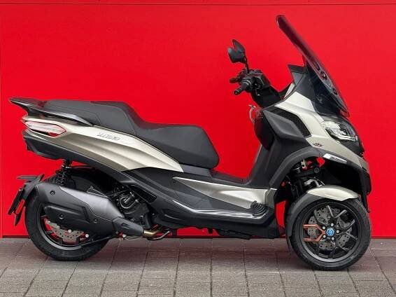PIAGGIO MP3 530 Exclusive - 4 Jahre Garantie