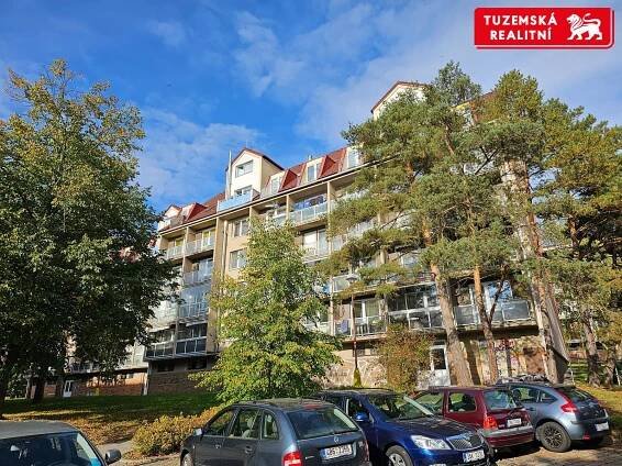 Velký, pěkný, mezonetový byt 4+kk o 101m2, s balkónem a hezkým výhledem v Blansku. - TUZEMSKÁ REALITNÍ - realitní kancelář