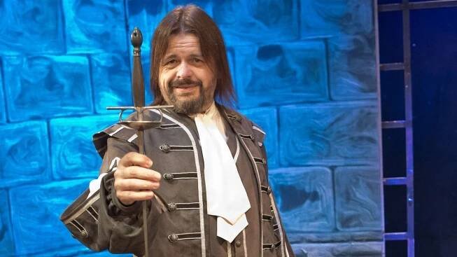 Zpěvák Bohouš Josef po kolapsu na divadelních prknech: Musel na operaci srdce! - Super.cz