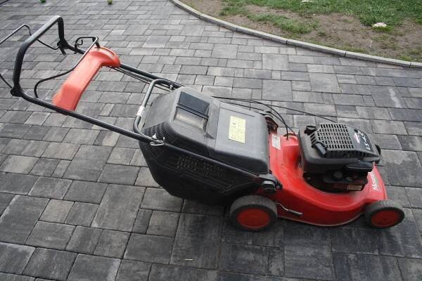 SEKAČKA S POJEZDEM - MOUNTFIELD - LS 45   - Zahradní technika