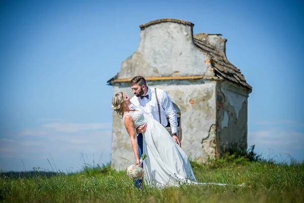 Svatební fotograf od 10 000 Kč Soběchleby Fotograf a FotoBudka LukyFoto - Lukáš Chadim • Firmy.cz
