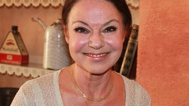 Spisovatelka a bývalá herečka Eva Hudečková oslaví 65. narozeniny