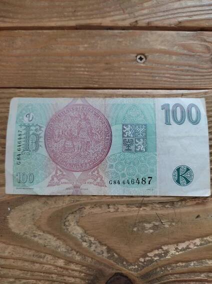 Bankovka 100 Kč rok 1997 série G