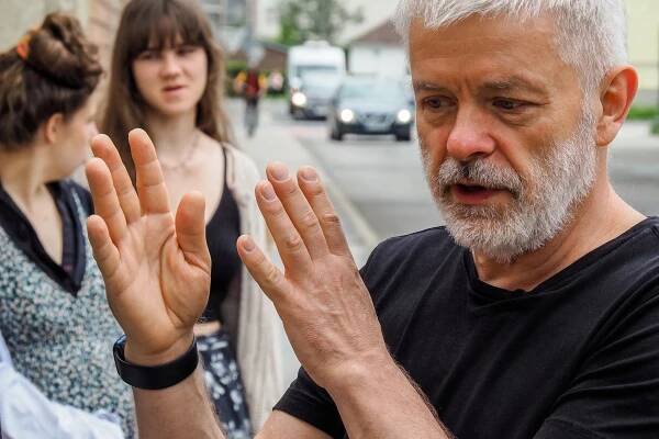 Fotogalerie z natáčení workshopu s Vladimírem Kokoliou – Vězení dějin - Věznice Uherské Hradiště