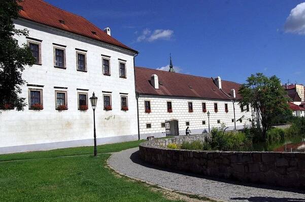 Jindřichův Hradec - počasí, ubytování, foto, obrázky, info, výlety, památky a zajímavosti