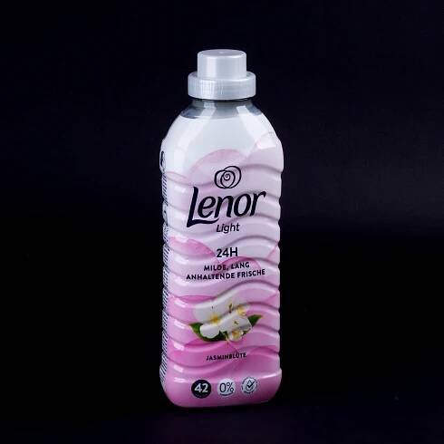 Aviváž Lenor Light Jasmínový květ
