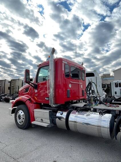 Extended Cab Modifications for Peterbilt, Kenworth and Freightliner
