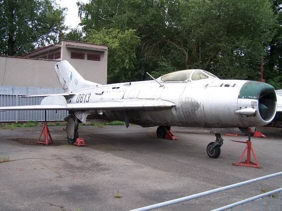 MiG-19P 0813 : Československo
