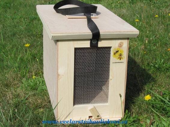 Roják z překližky na 6 rámků 39x24 a 39x27,5