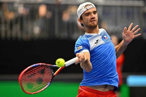 Kvalifikace tenisového Davisova poháru, úvodní dvouhry: Tomáš Macháč (na snímku) z České republiky - Kwon Sun-u z Koreje, 31. ledna 2025, RT Torax Arena, Ostrava.