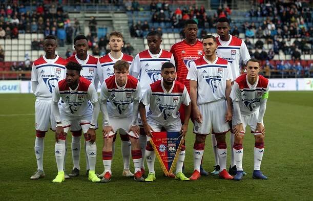 Dorostenci Sigmy na Lyon a postup nestačili. I tak jim stadion tleskal