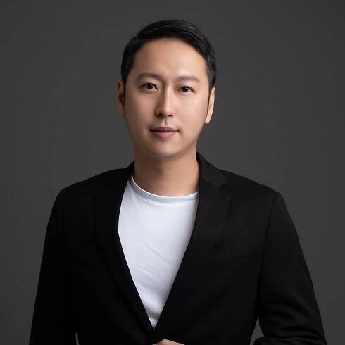 Cid Huang, Consultant