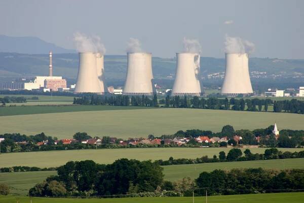 Československý Černobyl: 43 let od havárie v Jaslovských Bohunicích | 100+1 zahraniční zajímavost