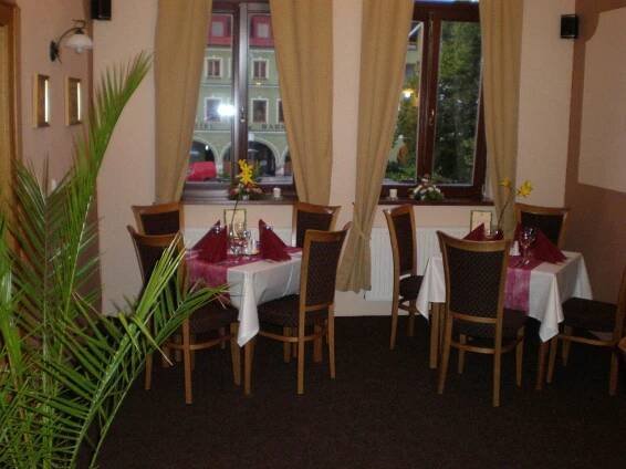 Radniční restaurace Frenštát pod Radhoštěm | Apetee