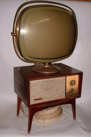 The Most Insane Television Sets in History Deco Retro, Vintage House, Television Set, Vintage Television, Retro Radio, Retro Tv, Tvs