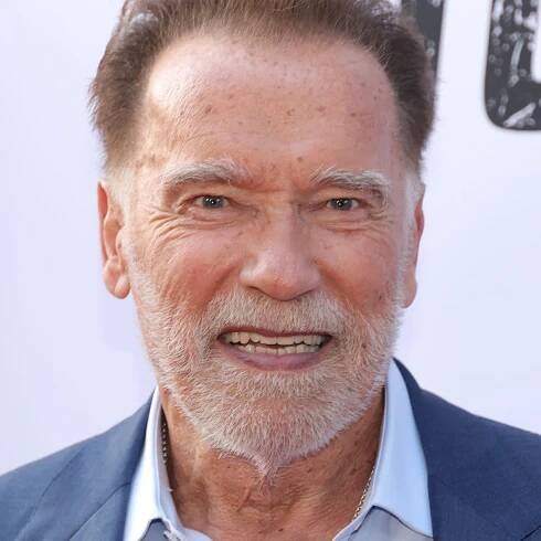 Predator director reveals Arnold Schwarzenegger has returned to movie franchise